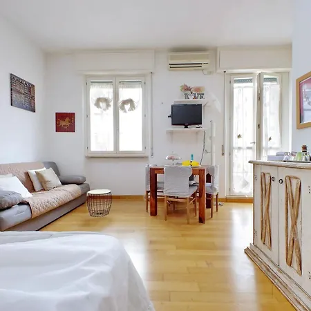 Cimmino's Vaticano Apartment